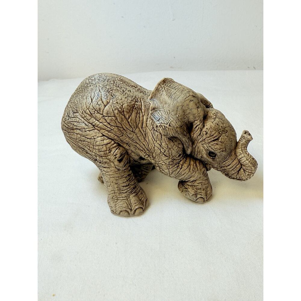 VTG Elephant Figurine By The Herd 1991 # 3114 Scratch